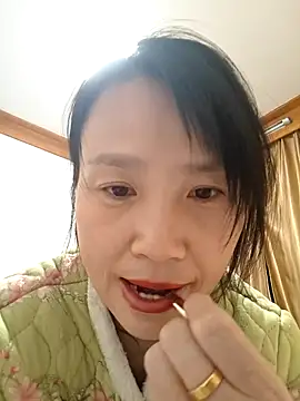 Snapshot of Haili-1 chatting on February 6, 2026, 1:51 pm Haili-1 online show from February 6, 2026, 1:51 pm