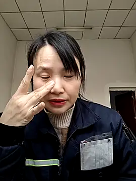 Snapshot of Haili-1 chatting on January 10, 2026, 12:28 am Haili-1 online show from January 10, 2026, 12:28 am