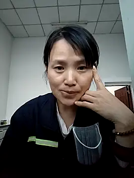 Snapshot of Haili-1 chatting on November 6, 2025, 8:40 am Haili-1 online show from November 6, 2025, 8:40 am