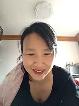 Snapshot of Haili-1 chatting on January 18, 2026, 2:15 am Haili-1 online show from January 18, 2026, 2:15 am