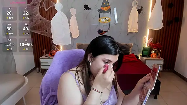 shasha bloom online show from October 9, 2025, 8:42 pm