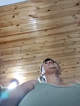 Snapshot of AlexxiaaMat chatting on March 8, 2026, 11:02 am AlexxiaaMat online show from March 8, 2026, 11:02 am