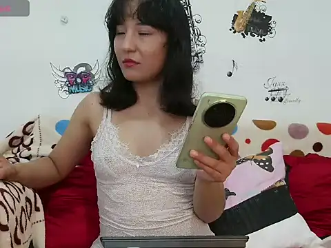 Snapshot of Natzu_Choi chatting on May 18, 2026, 2:55 am Natzu Choi online show from May 18, 2026, 2:55 am