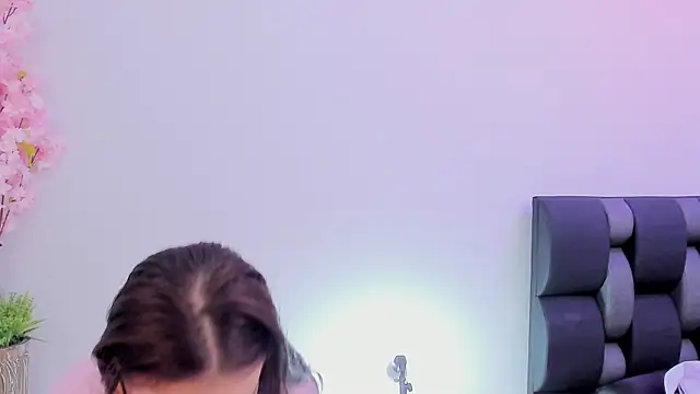 Snapshot of maily_zanss chatting on July 31, 2026, 8:06 pm maily zanss online show from July 31, 2026, 8:06 pm