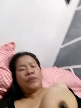 Snapshot of AsianbouncieGIRL chatting on May 21, 2026, 11:57 pm AsianbouncieGIRL online show from May 21, 2026, 11:57 pm