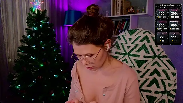 Snapshot of MyLittleGali chatting on January 13, 2025, 7:21 am MyLittleGali online show from January 13, 2025, 7:21 am