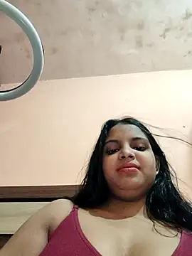 Maahhii 2 online show from May 3, 2026, 7:39 pm
