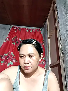 Everleigh mom online show from September 11, 2025, 10:59 am