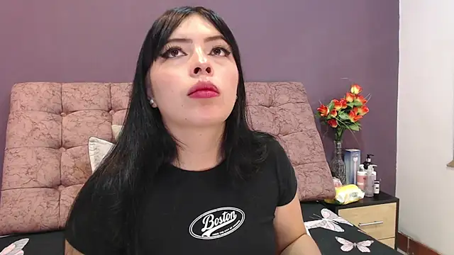 Snapshot of KateWelsin chatting on October 18, 2025, 8:22 pm KateWelsin online show from October 18, 2025, 8:22 pm