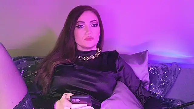 AliceJameson online show from November 4, 2025, 9:29 pm