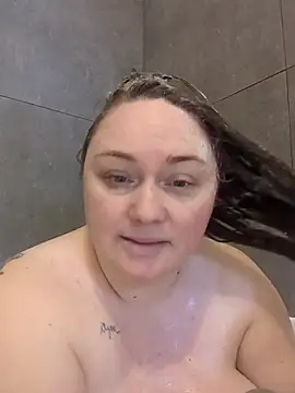 BrokenWife online show from February 3, 2026, 8:19 am