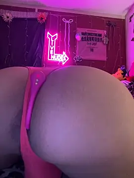 TranSexualJade95 online show from November 15, 2025, 8:40 am