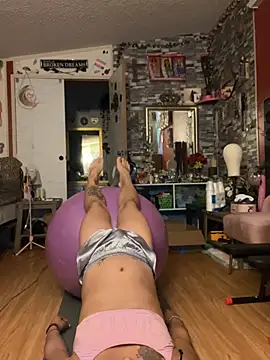Snapshot of TranSexualJade95 chatting on June 18, 2026, 9:08 am TranSexualJade95 online show from June 18, 2026, 9:08 am