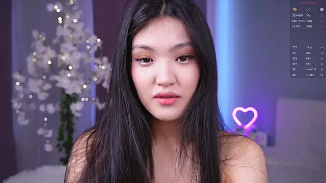 FancyEsten online show from April 30, 2026, 8:10 am