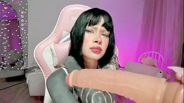 Snapshot of AlinaLukyanova chatting on November 2, 2025, 4:17 am AlinaLukyanova online show from November 2, 2025, 4:17 am