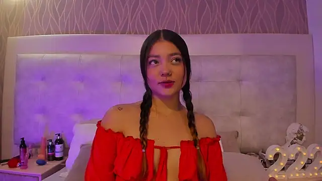 Snapshot of AbbyBeck chatting on October 4, 2025, 12:07 pm AbbyBeck online show from October 4, 2025, 12:07 pm