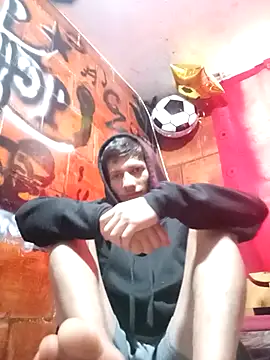 alexandercruz online show from February 17, 2026, 5:54 pm