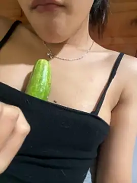 Snapshot of Sayhi_xo chatting on December 3, 2025, 10:36 am Sayhi xo online show from December 3, 2025, 10:36 am