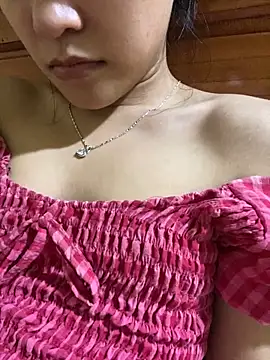 Snapshot of Sayhi_xo chatting on November 5, 2025, 2:31 pm Sayhi xo online show from November 5, 2025, 2:31 pm