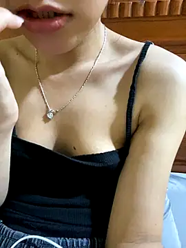 Snapshot of Sayhi_xo chatting on October 31, 2025, 3:08 pm Sayhi xo online show from October 31, 2025, 3:08 pm