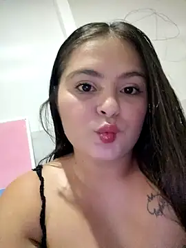 yatzuriperrita online show from February 16, 2026, 11:46 pm