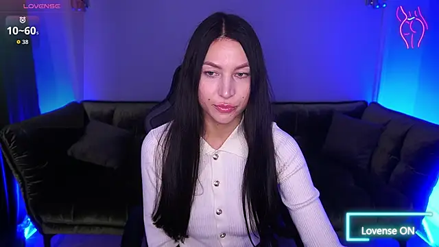 Snapshot of EliseVelour chatting on November 4, 2025, 1:37 pm EliseVelour online show from November 4, 2025, 1:37 pm