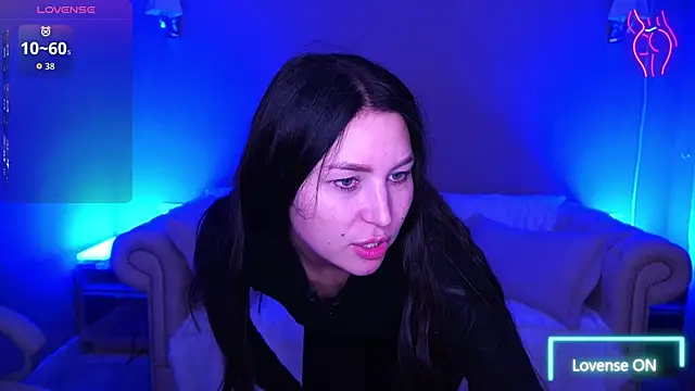 Snapshot of EliseVelour chatting on December 2, 2025, 2:19 pm EliseVelour online show from December 2, 2025, 2:19 pm