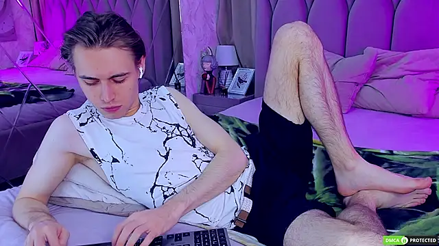 Snapshot of WilliamDyson chatting on November 16, 2025, 3:55 am WilliamDyson online show from November 16, 2025, 3:55 am