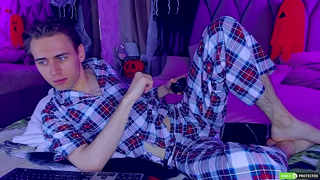 Snapshot of WilliamDyson chatting on October 20, 2025, 3:08 am WilliamDyson online show from October 20, 2025, 3:08 am