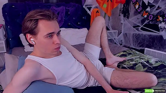 Snapshot of WilliamDyson chatting on October 18, 2025, 3:08 am WilliamDyson online show from October 18, 2025, 3:08 am