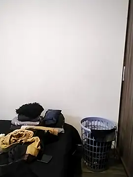 Snapshot of Fernandar2025 chatting on November 10, 2025, 4:34 pm Fernandar2025 online show from November 10, 2025, 4:34 pm