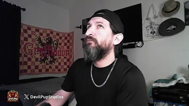 Snapshot of DevilPup75_ chatting on February 13, 2026, 3:06 am DevilPup75 online show from February 13, 2026, 3:06 am