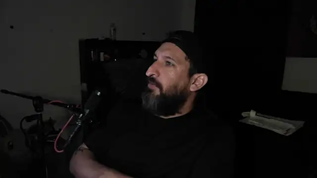 Snapshot of DevilPup75_ chatting on June 24, 2026, 1:37 am DevilPup75 online show from June 24, 2026, 1:37 am