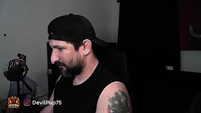 Snapshot of DevilPup75_ chatting on July 28, 2026, 4:09 am DevilPup75 online show from July 28, 2026, 4:09 am