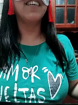 Snapshot of LoveFoxi chatting on October 18, 2025, 3:08 am LoveFoxi online show from October 18, 2025, 3:08 am