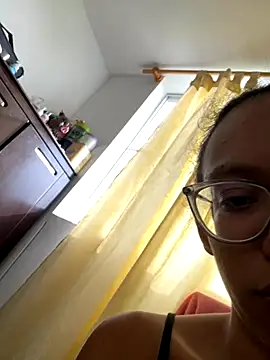 Valen1800 online show from November 20, 2025, 1:34 pm