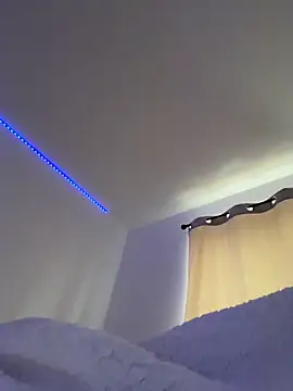 naughtybella05 online show from November 23, 2025, 8:46 am