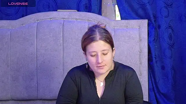 Shayla VL online show from September 11, 2025, 8:09 pm