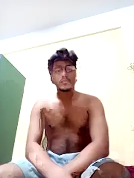 HarryChoudhary21 online show from May 10, 2026, 6:43 pm