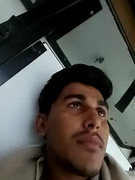 Snapshot of HarryChoudhary21 chatting on November 18, 2025, 1:03 pm HarryChoudhary21 online show from November 18, 2025, 1:03 pm