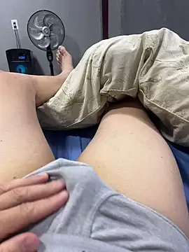 Snapshot of mlkaogato69 chatting on December 5, 2025, 4:22 am mlkaogato69 online show from December 5, 2025, 4:22 am