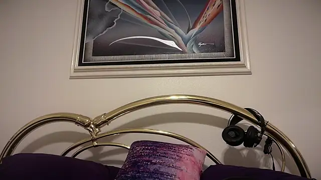 Snapshot of DERTYLAY chatting on February 14, 2026, 1:50 am DERTYLAY online show from February 14, 2026, 1:50 am