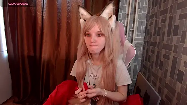 Snapshot of Madelaineses chatting on March 21, 2026, 2:02 am Madelaineses online show from March 21, 2026, 2:02 am