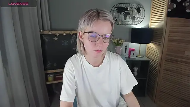 Madelaineses online show from January 13, 2026, 9:35 am