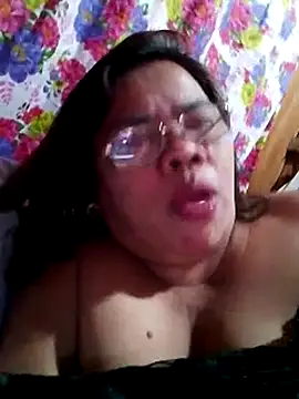 Snapshot of Huge_mama69 chatting on October 16, 2025, 6:16 pm Huge mama69 online show from October 16, 2025, 6:16 pm