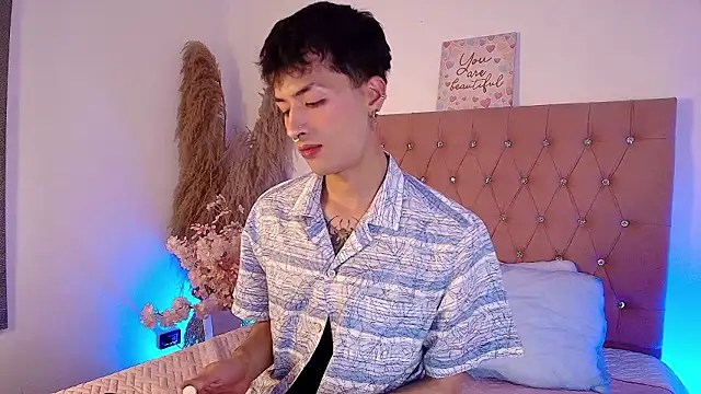 OzorioDany online show from February 3, 2026, 4:10 am