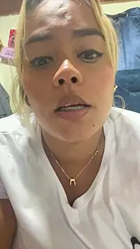 EmilyDuran  online show from April 21, 2026, 2:47 am