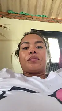 EmilyDuran  online show from April 21, 2026, 3:40 pm