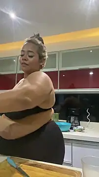 EmilyDuran  online show from April 28, 2026, 12:42 am