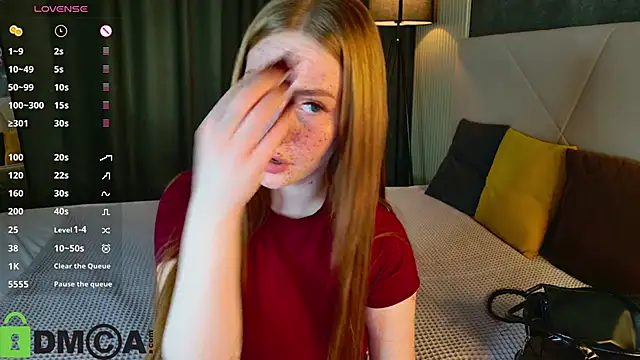 Roxy Sunnny online show from October 23, 2025, 9:52 am